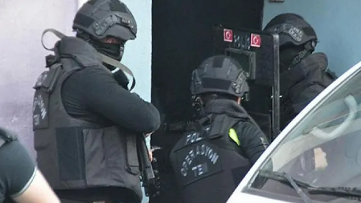 FETÖ'ye Kıskaç operasyonu: 459 şüpheli yakalandı