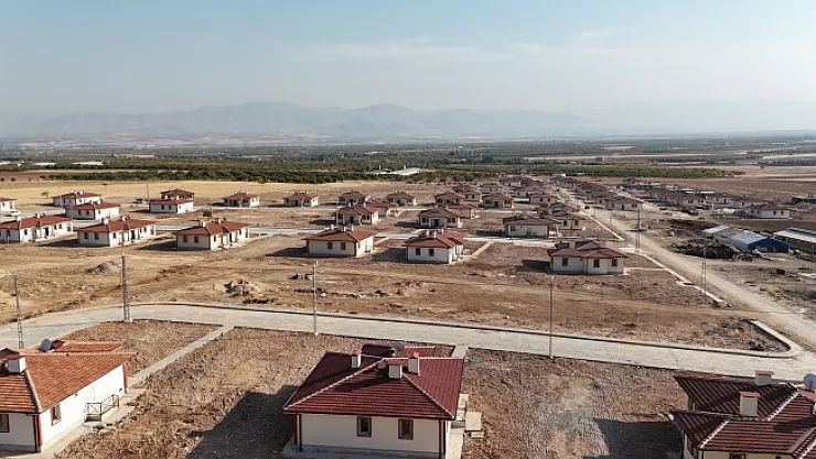 Kotangölü'nde 72 konuttan 50'si teslim edildi!