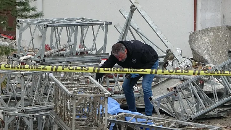 Malatya'da iskele faciası! 2 işçi öldü!