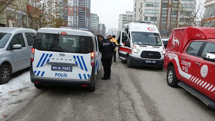 Hastaneden kaçtı, kendini eve kilitledi!