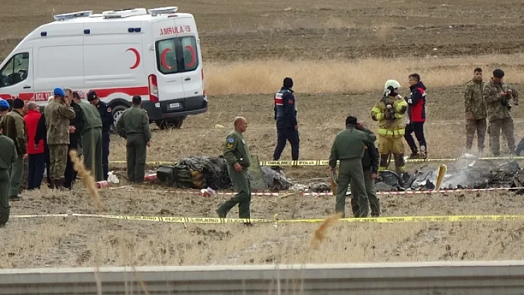 Isparta'da askeri helikopter düştü: 6 şehit!