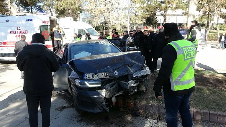 Malatya'da feci kaza: 2'si çocuk 3 yaralı!