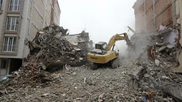 Malatya'da yıkımlar sürüyor