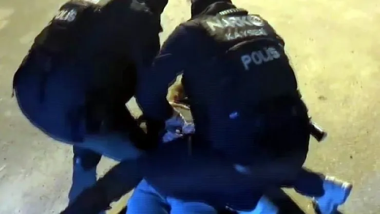 Uygulama noktasında operasyon: 5  ruhsatsız tabanca ele geçirildi