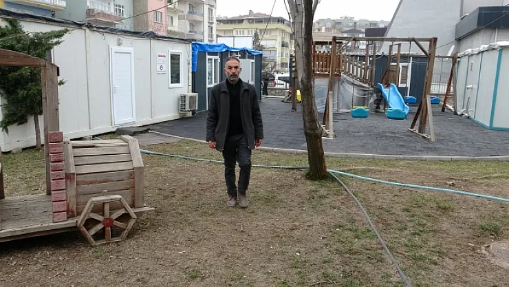 Boşanma aşamasındaki baba, engelli kızının velayetini istiyor