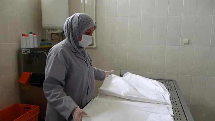 Malatya'da gassalların zorlu mesaisi