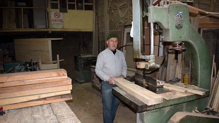 Malatyalı aile üç kuşaktır ağaçlara şekil veriyor