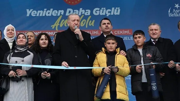 Yeşilyurt Belediyesi'nin yeni binası Cumhurbaşkanı tarafından açıldı