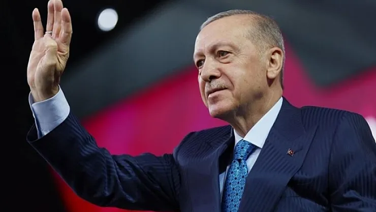 Cumhurbaşkanı Erdoğan yeniden AK Parti Genel Başkanı seçildi