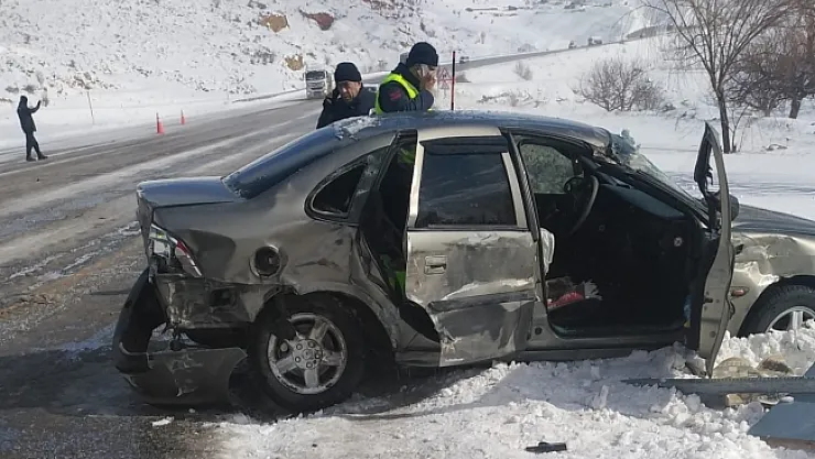 Malatya-Adıyaman yolunda kaza: 2 yaralı