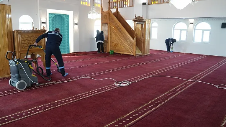 Battalgazi'de camiler bayrama hazırlanıyor