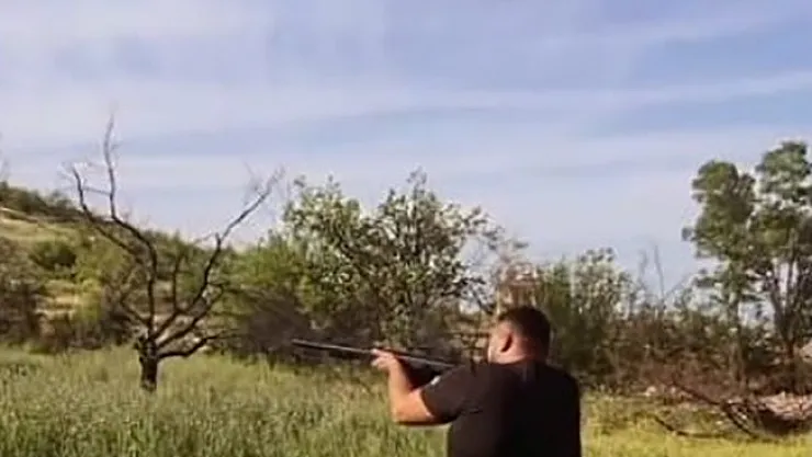 &quotBizi kim alabilir" dediler! Gözaltına alındılar!