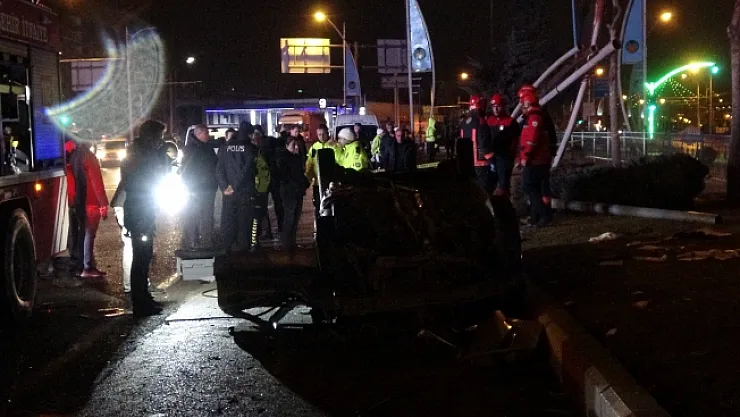 İstasyon kavşağında feci kaza! 22 yaşındaki genç öldü