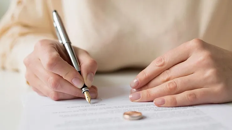 SGK hileli boşanmaları takibe aldı! Aylıklar faiziyle alınacak