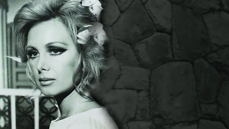 Yeşilçam'ın efsane ismi Filiz Akın hayatını kaybetti