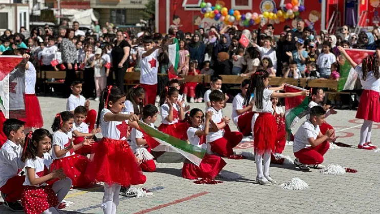 23 Nisan etkinliğinde anlamlı mesaj!