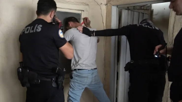 89 Kişi gözaltına alındı!