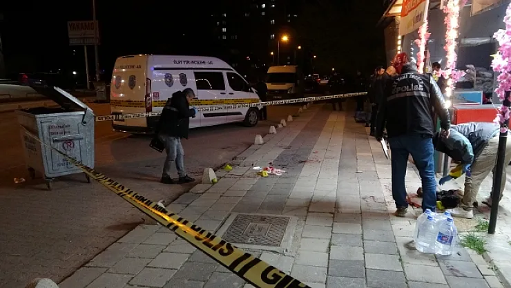 Gençlerin kavgası kanlı bitti: 1 yaralı