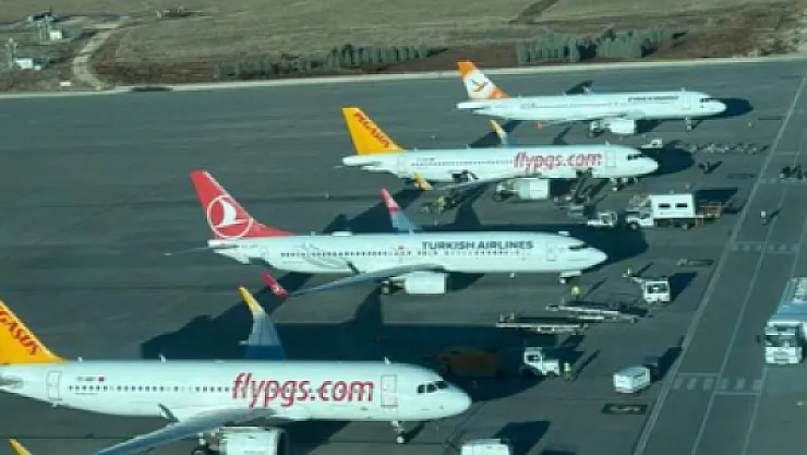 Hava yolu şirketleri tavan fiyatını sabitledi!