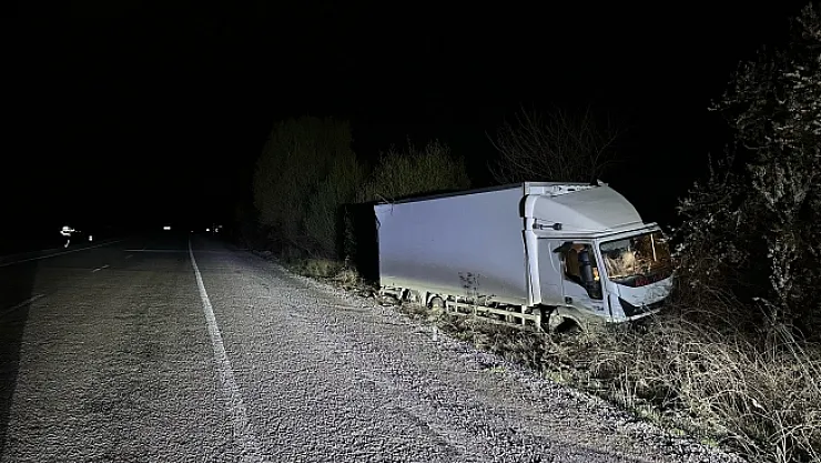 Kontrolden çıkan kamyon karşı şeride geçti: 1 yaralı