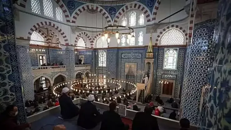 26 Eylül 2025 Cuma Hutbesi Yayınlandı: 'Peygamberimiz, Cami ve Namaz'