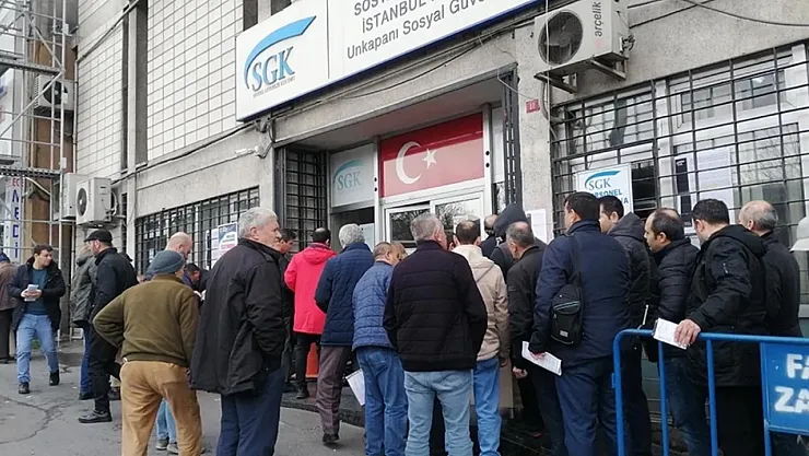 48-49-50-51 Yaşındakilere Erken Emeklilik Fırsatı: SGK Listeyi Duyurdu