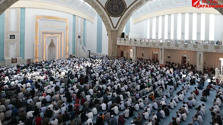 7 Kasım 2025 Cuma Hutbesi: 'Vefa İmandandır' Mesajı Müminlere Hatırlatıldı