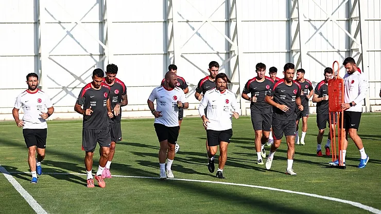 A Millî Takım İspanya mesaisine başladı