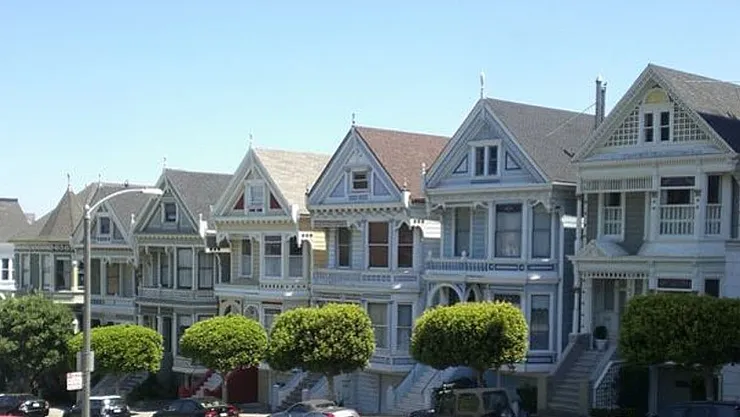 ABD'de Konut Piyasasında Sürpriz Canlanma: Satışlar Ağustosta Rekor Kırdı