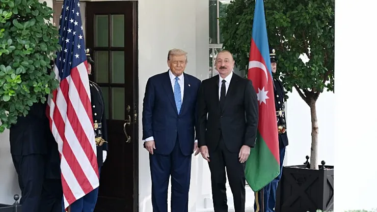 ABD'de Tarihi Anlaşma: Trump, Paşinyan ve Aliyev'le Beyaz Saray'da Buluştu