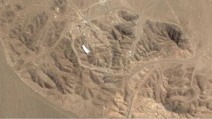 ABD, İran'daki nükleer tesisleri vurdu