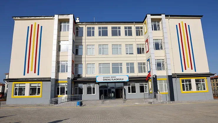 Adıyaman'da Deprem Sonrası Eğitim İçin Yeni Okullar Açılıyor