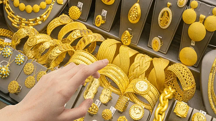 Altında Tarihi Dönüm Noktası: Ons 4.000 Doları, Gram 5.393 TL'yi Aştı