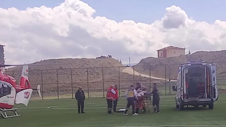 Ambulans helikopter Malatya'da 2 hasta için havalandı
