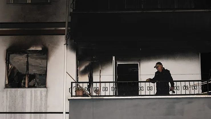 Ankara Mamak'ta Gece Yarısı Korkutan Patlama! Mahalle Uyandı, Ekipler Seferber Oldu