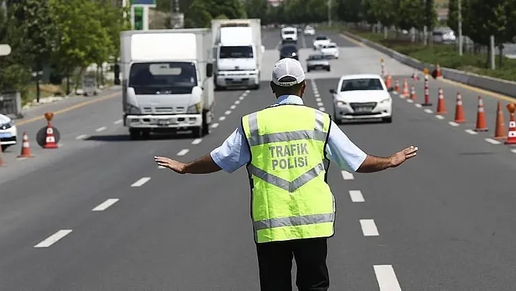 Ankaralılar Dikkat: 10 Kasım Anma Törenleri Nedeniyle Bazı Yollar Trafiğe Kapatılacak