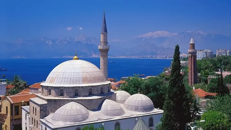 Antalya'da En Çok Ziyaret Edilen Cami Hangisi?