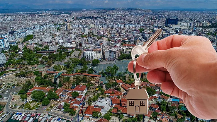 Antalya'da Yabancılar Konut Pazarının Yüzde 16'sını Oluşturdu: Her 6 Konuttan 1'i Yabancıya Satıldı