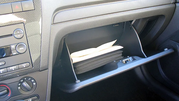 Aracınızda Telefonu Torpidoya Bırakmayın: Sessiz Tehlike Kapıda!