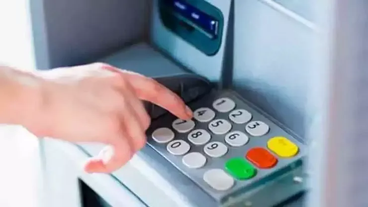 ATM'lerdeki Sarı Tuşun Gizli İşlevi Ortaya Çıktı