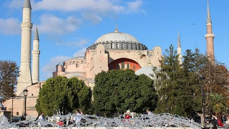 Ayasofya'da Restorasyon Başladı!