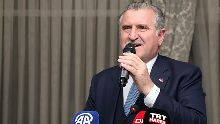 Bakan Bak: 2026-2027'de Kulüplere Modern Tesisler Kazandırılacak