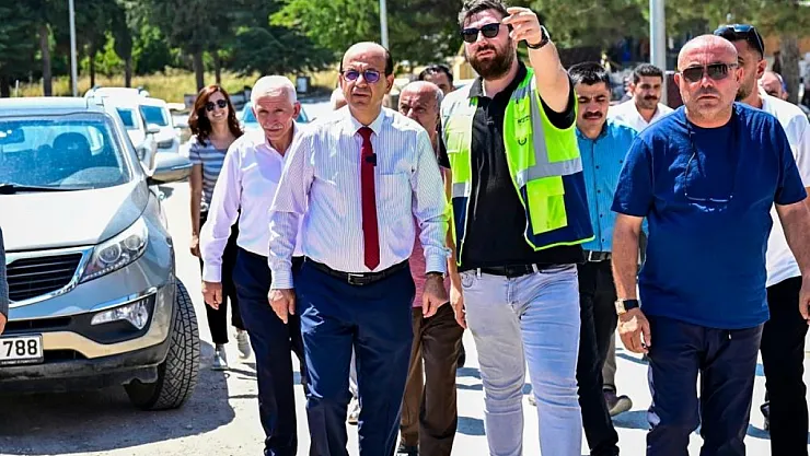 Başkan Geçit, köy evlerini inceledi