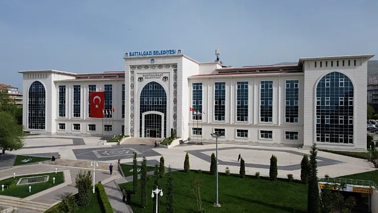 Bayram Taşkın'dan Sosyal Belediyecilik Hamlesi