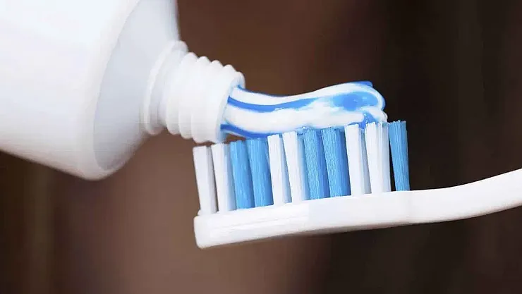 Bilim Dünyasında Devrim: Saçtan Üretilen Diş Macunu Diş Minesini Yenileyebilir