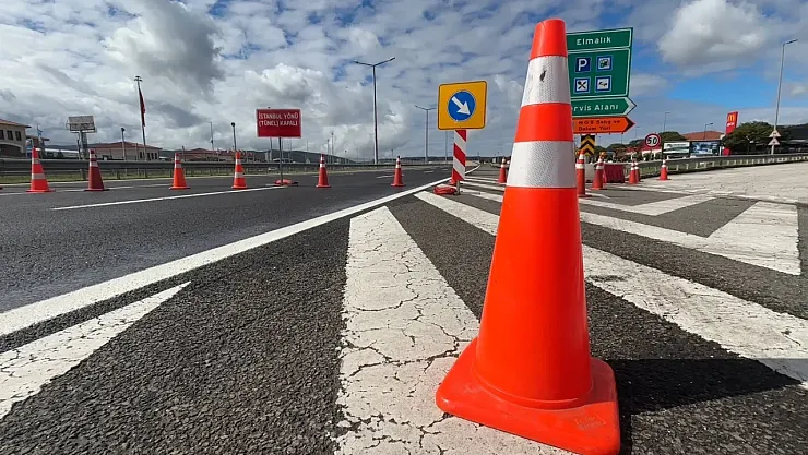 Bolu Dağı Tüneli İstanbul Yönü 31 Ekim'e Kadar Her Gün 5 Saat Trafiğe Kapatılacak