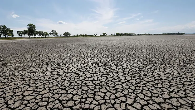 Bursa'da Su Krizi Derinleşiyor: Barajlardaki Doluluk Oranı Yüzde 1'in Altına Düştü