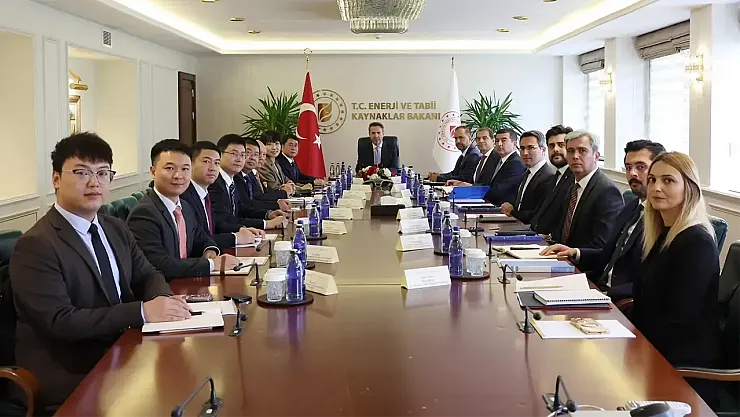 Çinli Dongfang'tan Türkiye'ye 250 Milyon Dolarlık Rüzgâr Türbini Yatırımı