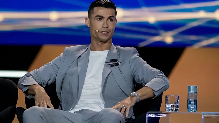 Cristiano Ronaldo'dan Sürpriz İtiraf: 'Ödül Konuşmamı Yapay Zekâya Yazdırdım'