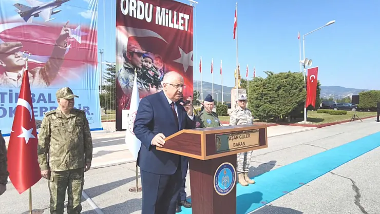 Cumhurbaşkanı Erdoğan, Mehmetçik ile bayramlaştı